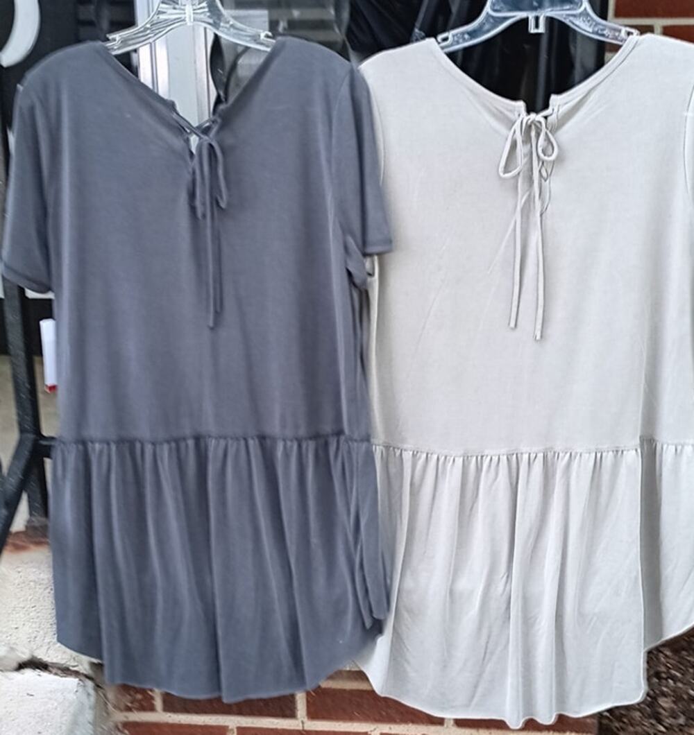 NWT 2 Mote Womens tunic Tops, Charcoal Grey & Oatmeal Ruffle Peplum High/Low XL